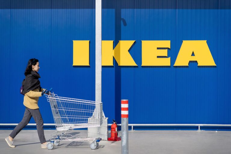 GERTON과 BEKANT – HACK IKEA DESK